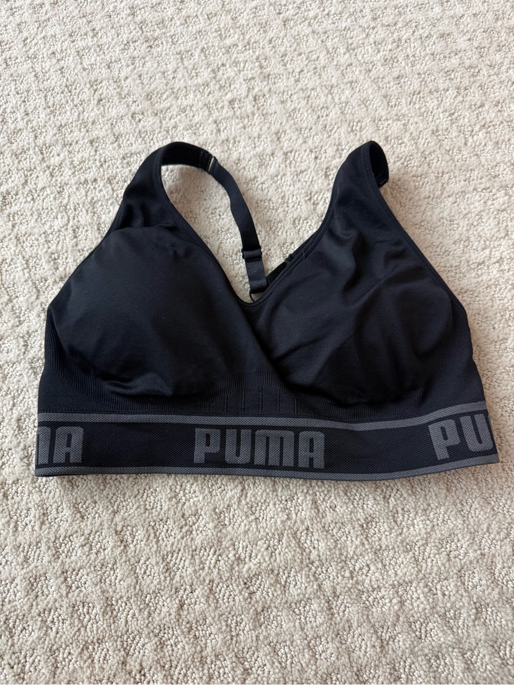 PUMA Black Seamless Sports Bra with Gray Logo Band Large